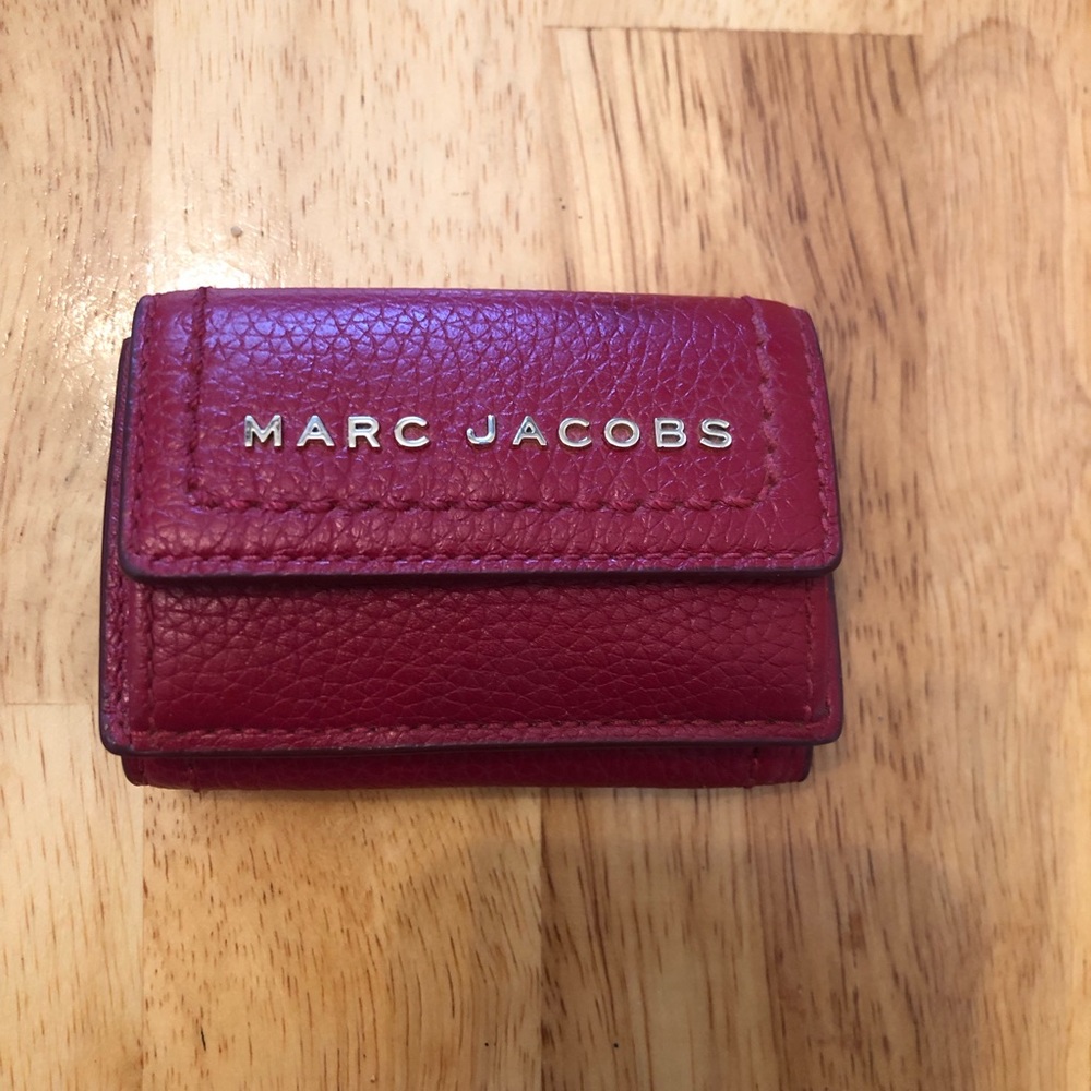 Marc Jacobs mini trifold wallet. Brand new, never used.